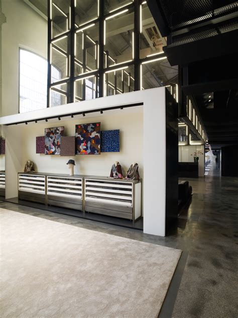 famosi showroom architettura fendi|costanzi architects fendi.